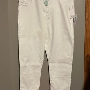 Liverpool Women's Crisp White Ankle Jeans